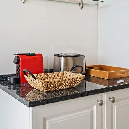 Lejlighed Stylish 2br In Limpertsberg Near Center Luxembourg By