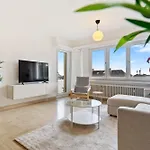 Stylish 2br In Limpertsberg Near Center Apartment Luxemburg