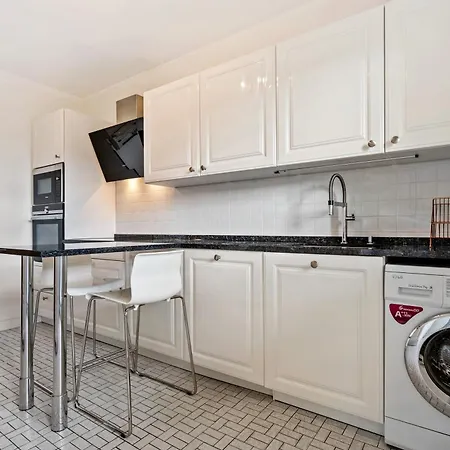 Stylish 2br In Limpertsberg, Near Center Luxembourg