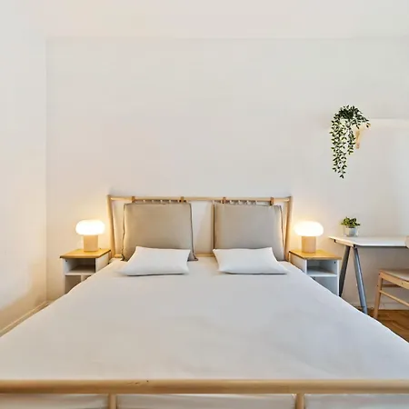 Stylish 2br In Limpertsberg, Near Center Apartment *